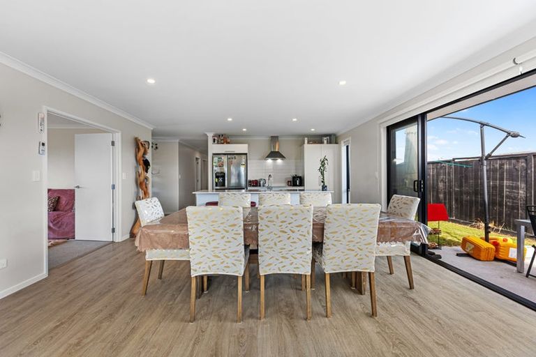 Photo of property in 7 Kuakua Close, Papamoa Beach, Papamoa, 3118