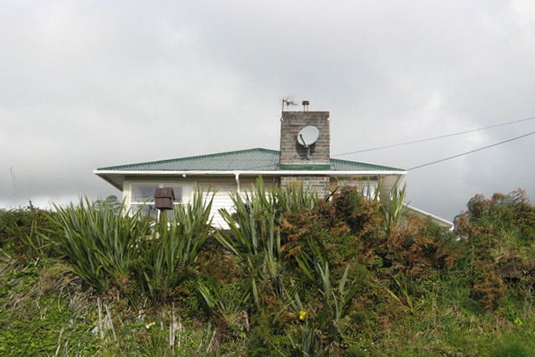 Photo of property in 187 Omata Road, Blagdon, New Plymouth, 4310