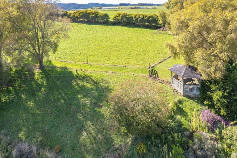 Photo of property in 16 Tokomaru Road West, Brunswick, Whanganui, 4571