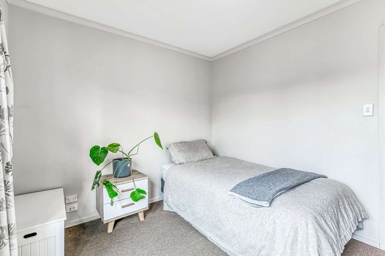 Photo of property in 24/94 Glengarry Road, Glen Eden, Auckland, 0602