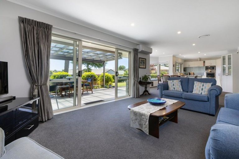 Photo of property in 30 Buckingham Place, Bethlehem, Tauranga, 3110