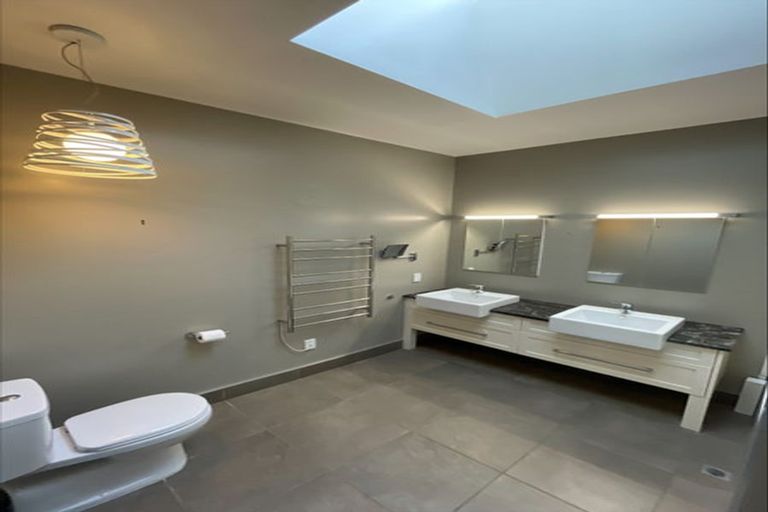 Photo of property in 39 Hendon Street, Edgeware, Christchurch, 8013