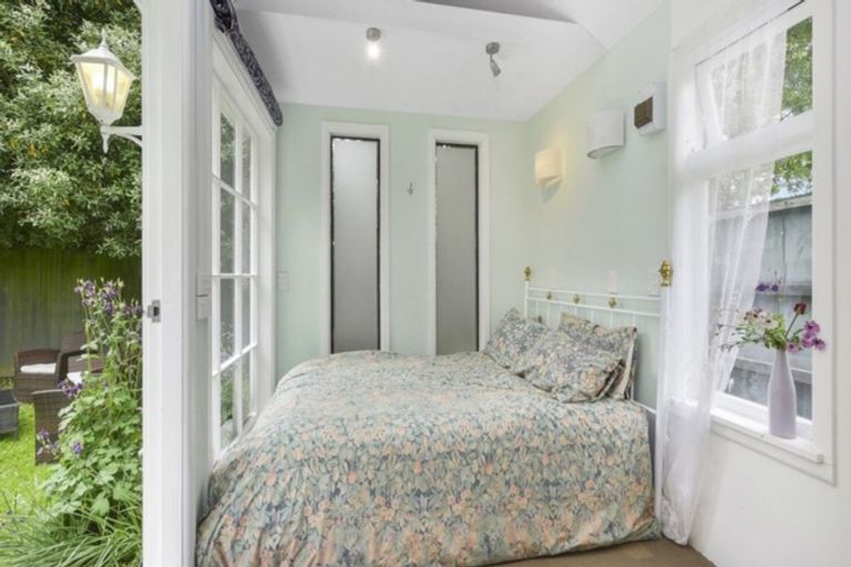 Photo of property in 28 Fairfield Avenue, Addington, Christchurch, 8024