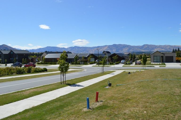 Photo of property in 3 Cluden Crescent, Wanaka, 9305