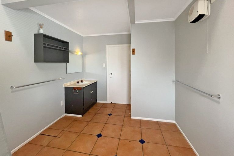 Photo of property in 71 Douglas Mclean Avenue, Marewa, Napier, 4110