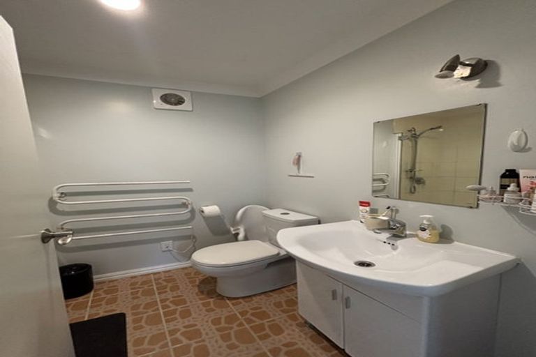 Photo of property in 18a Tarawera Road, Johnsonville, Wellington, 6037