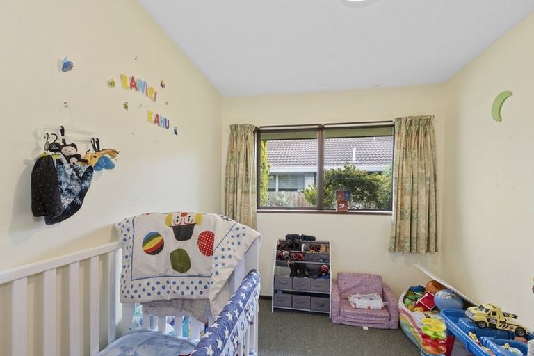 Photo of property in 4/82 Lincoln Road, Hillmorton, Christchurch, 8024
