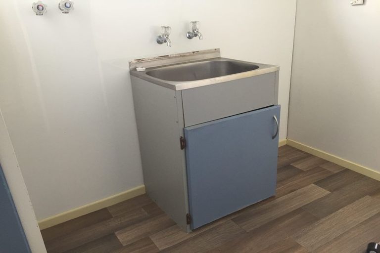 Photo of property in 21 Doctors Hill Road, Maungaturoto, 0520