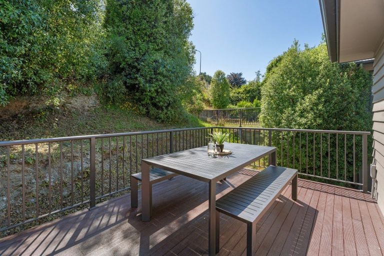 Photo of property in Arno Apartment, 6/8 Mckerrow Place, Sunshine Bay, Queenstown, 9300