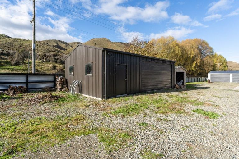 Photo of property in 5941 Hakataramea Highway, Station Peak, Kurow, 9498
