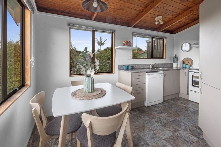 Photo of property in 32b Takahe Street, Tikipunga, Whangarei, 0112