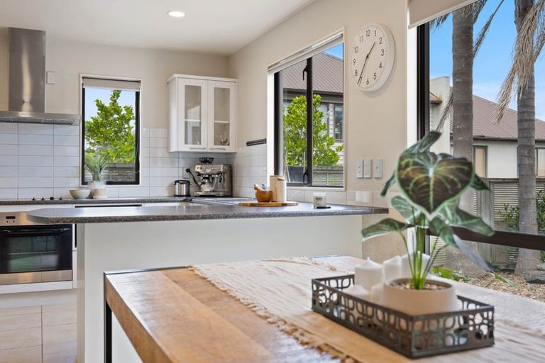 Photo of property in 34a Bleakhouse Road, Howick, Auckland, 2014