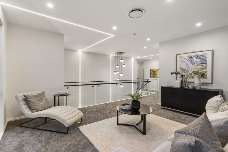 Photo of property in 8 Kumukumu Road, Long Bay, Auckland, 0630