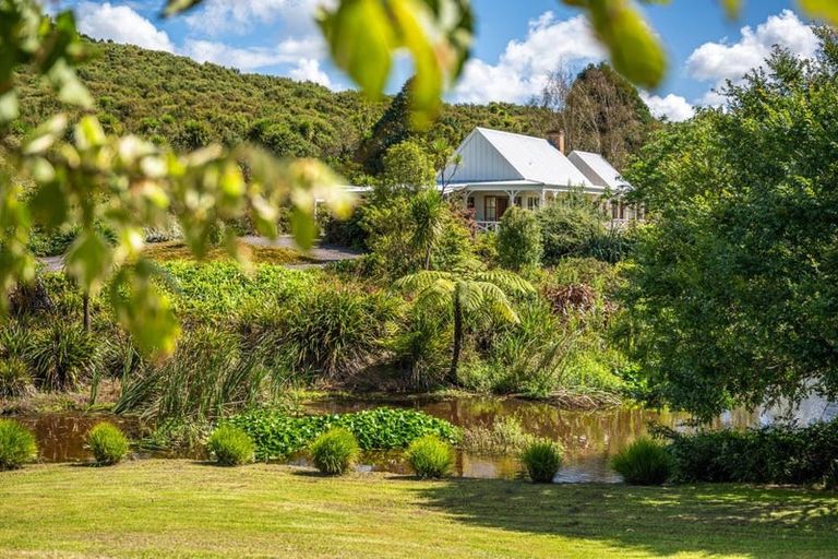 Photo of property in 611 Horseshoe Bush Road, Waitoki, Albany, 0794