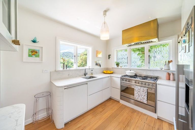 Photo of property in 12 Cheviot Road, Lowry Bay, Lower Hutt, 5013