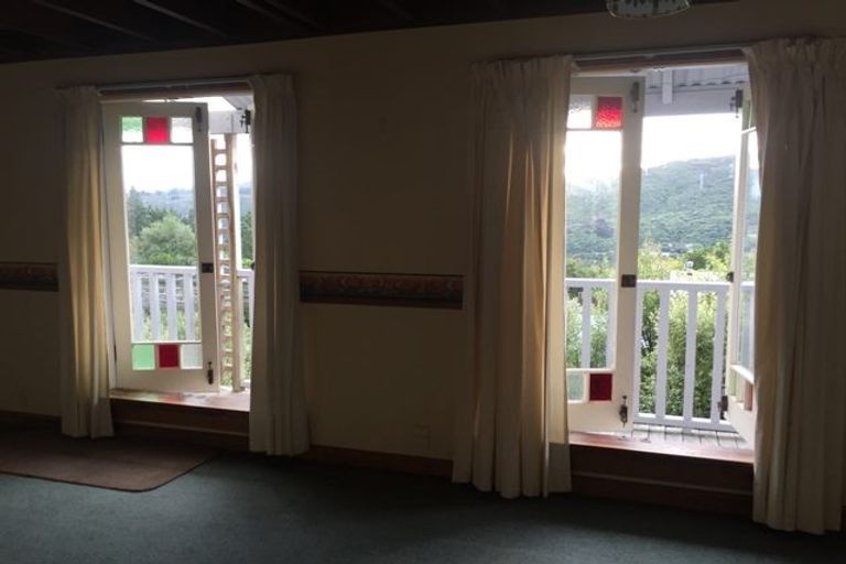 Photo of property in 2/13 Mcmanaway Grove, Stokes Valley, Lower Hutt, 5019