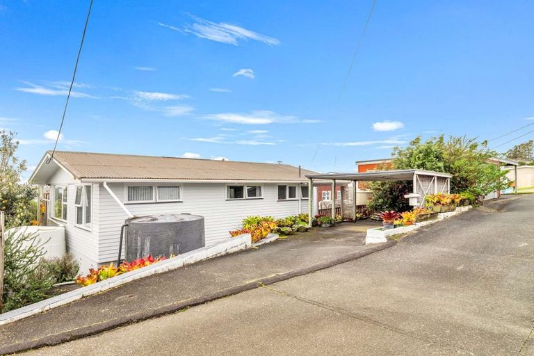 Photo of property in 9 Norfolk Road, Stanmore Bay, Whangaparaoa, 0932