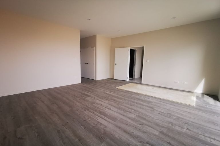 Photo of property in 19 Kapia Drive, Takanini, 2112