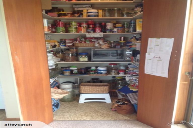 Photo of property in 42 Jessop Street, South Hill, Oamaru, 9400