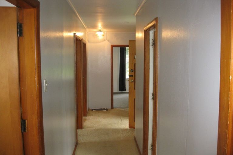 Photo of property in 17 Macaulay Street, Johnsonville, Wellington, 6037