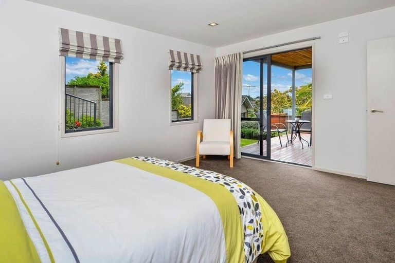 Photo of property in 7a Elizabeth Place, Mairangi Bay, Auckland, 0630