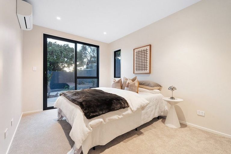 Photo of property in 15c Kiri Place, Mairangi Bay, Auckland, 0630