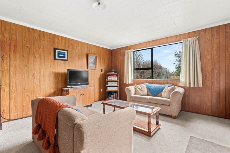 Photo of property in 17 Puriri Crescent, Lansdowne, Masterton, 5810