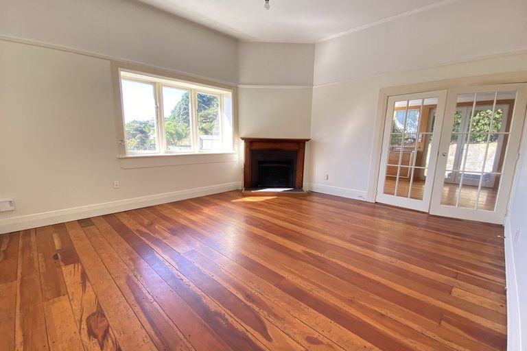 Photo of property in 1 Durham Street, Aro Valley, Wellington, 6021