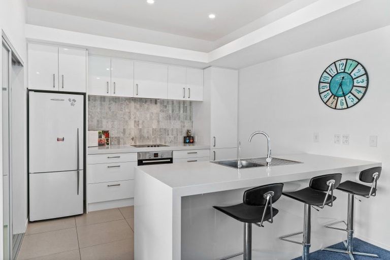 Photo of property in 9/49 Browns Road, Browns Bay, Auckland, 0630