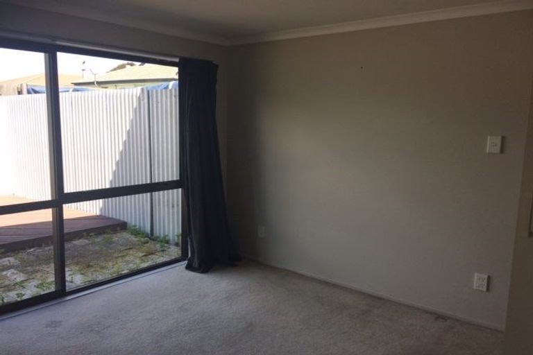 Photo of property in 4 Cicada Place, Hei Hei, Christchurch, 8042
