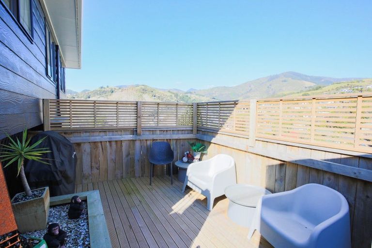 Photo of property in 2/14 Jerningham Street, Enner Glynn, Nelson, 7011