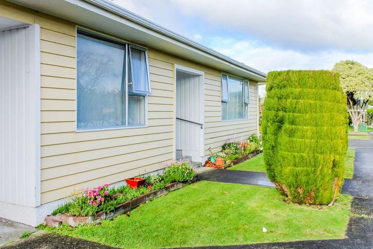 Photo of property in 27a Matai Street, Waikanae, 5036