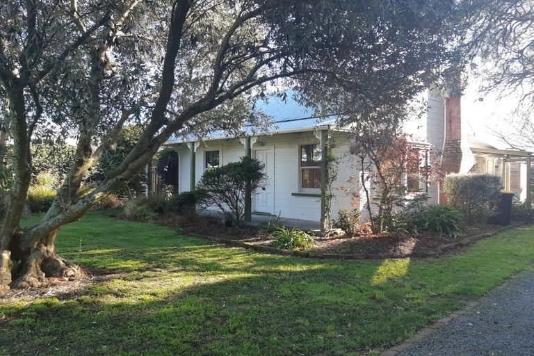 Photo of property in 29 Princess Street, Martinborough, 5711