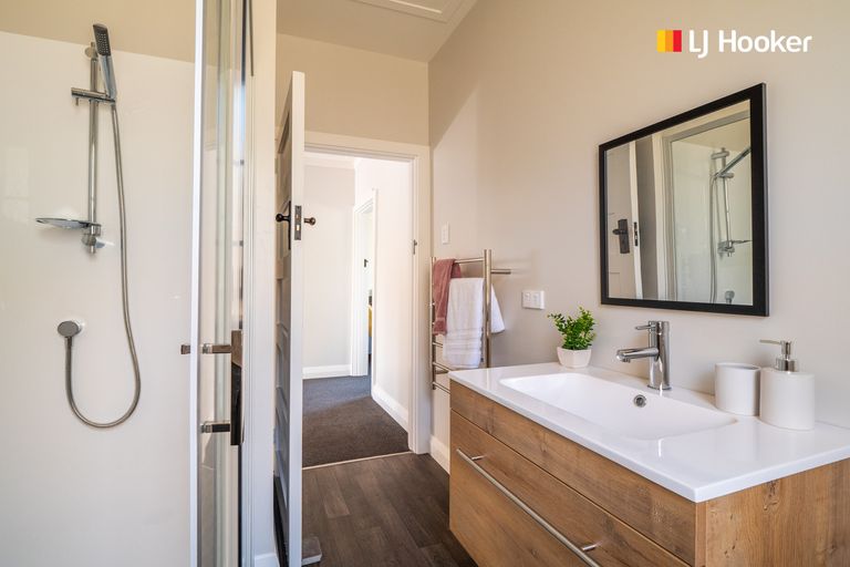 Photo of property in 39 Forfar Street, Clyde Hill, Dunedin, 9011