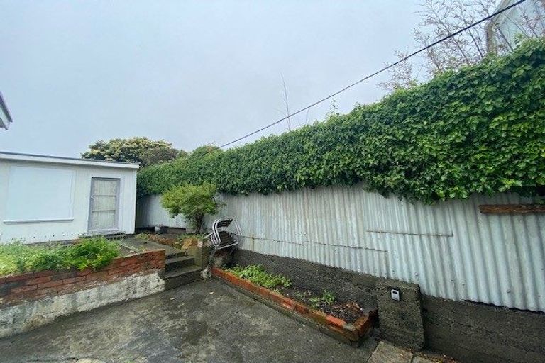 Photo of property in 14 Yale Road, Mount Cook, Wellington, 6021