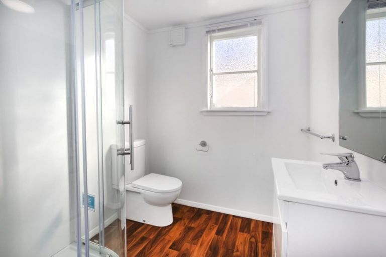 Photo of property in 25 Ocean Parade, Pukerua Bay, 5026