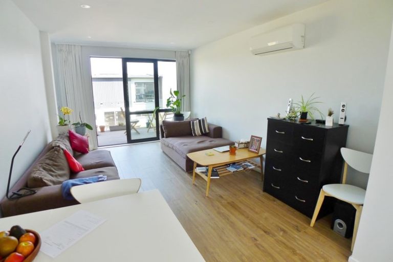 Photo of property in 19 Glenae Lane, Hobsonville, Auckland, 0618