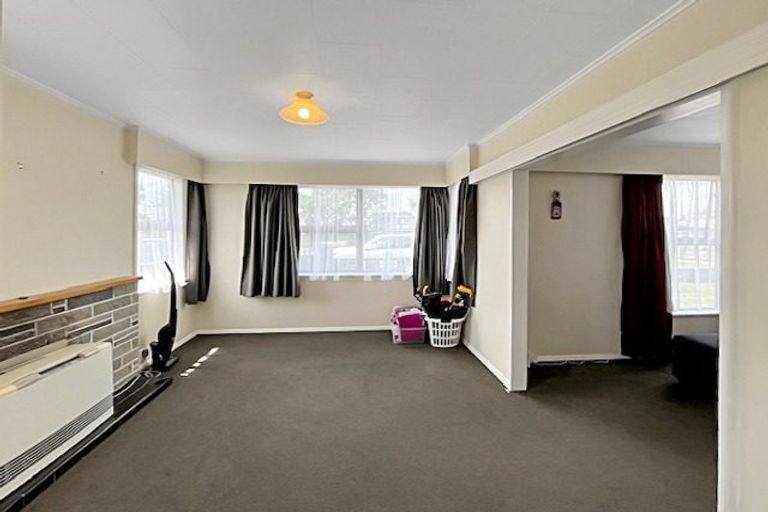 Photo of property in 107 College Street, Awapuni, Palmerston North, 4412
