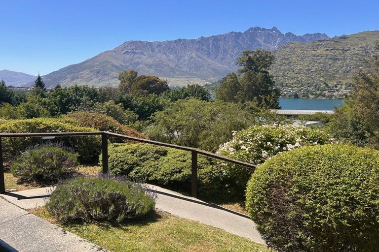 Photo of property in Goldridge Apartments, 19/43 Goldridge Way, Queenstown, 9300