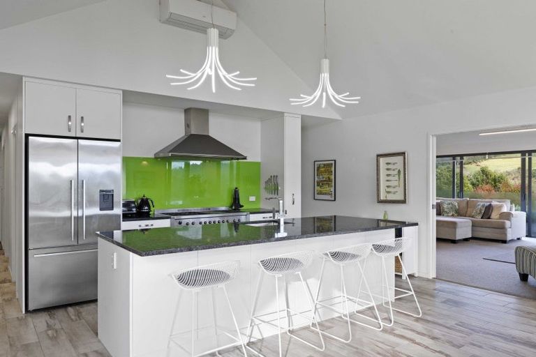 Photo of property in 2428 Hunua Road, Hunua, Papakura, 2583