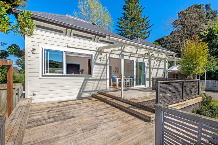 Photo of property in 313 Whitaker Street, Whataupoko, Gisborne, 4010