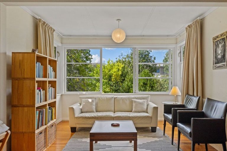 Photo of property in 51 State Avenue, Onehunga, Auckland, 1061