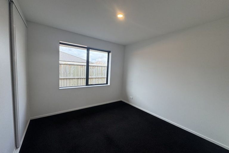 Photo of property in 23 Minerva Crescent, Woodend, 7610