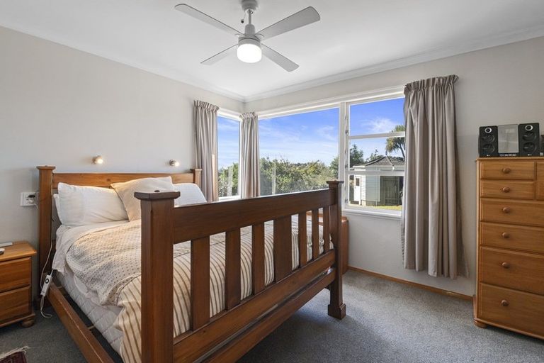 Photo of property in 194 Lindsay Road, Levin, 5510