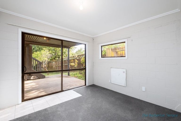 Photo of property in 25 Barberton Terrace, Red Hill, Papakura, 2110