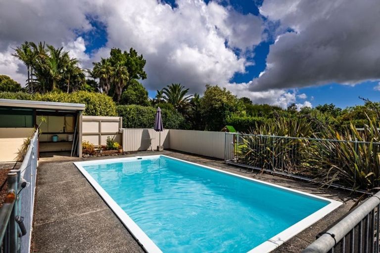 Photo of property in 10 Kendall Road, Kerikeri, 0230