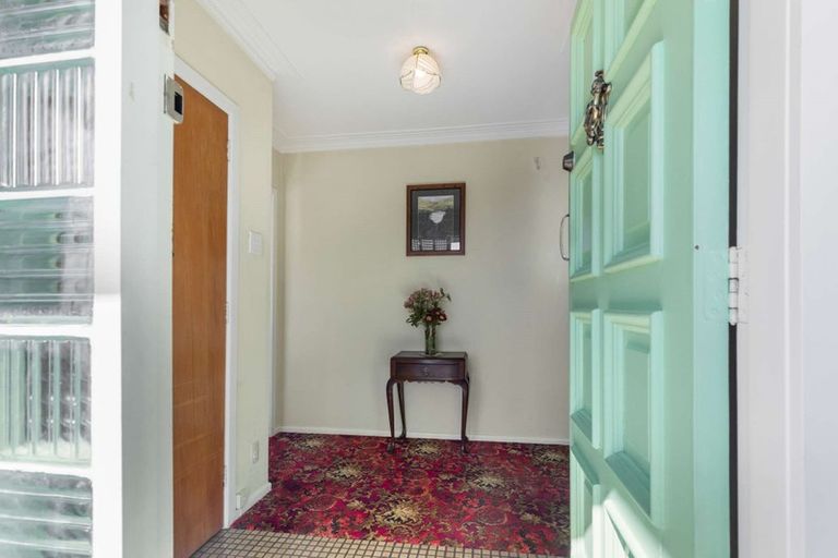 Photo of property in 54 Island View Road, Western Heights, Rotorua, 3015