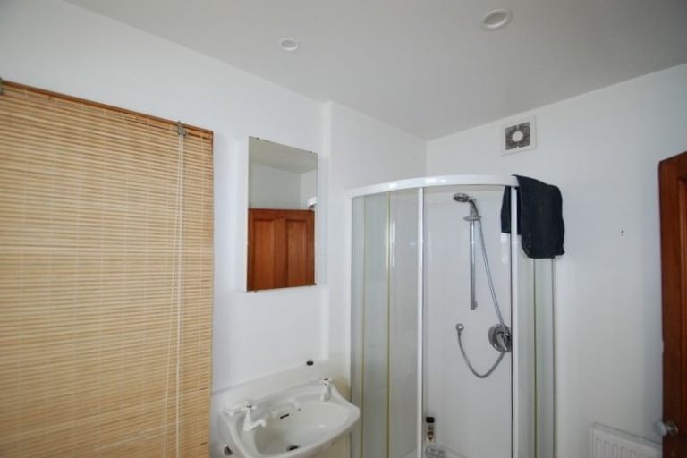 Photo of property in 20 Earls Terrace, Mount Victoria, Wellington, 6011