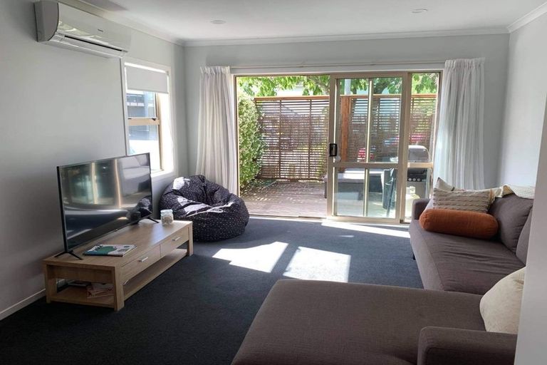 Photo of property in 2/52 Cook Street, Hamilton East, Hamilton, 3216