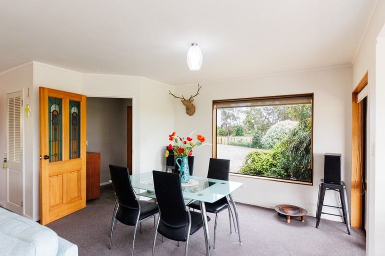Photo of property in 279 Tararua Road, Levin, 5571